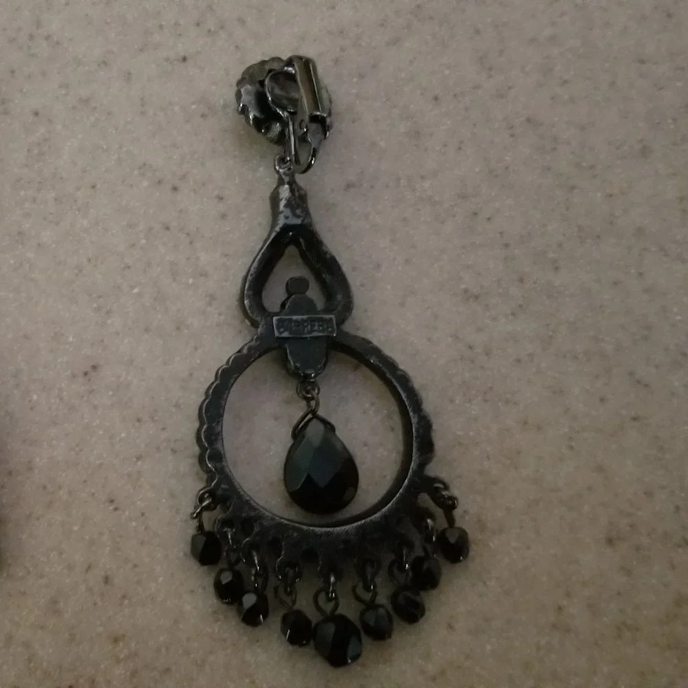 VINTAGE STATEMENT JOSE & MARIA BARRERA BLACK CRYSTAL DANGLE CHANDELIER EARRINGS - Picture 11 of 12